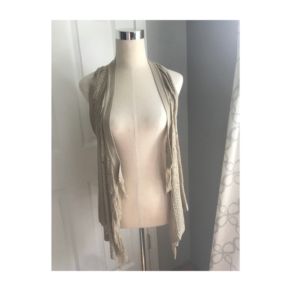 sleeveless cardigan